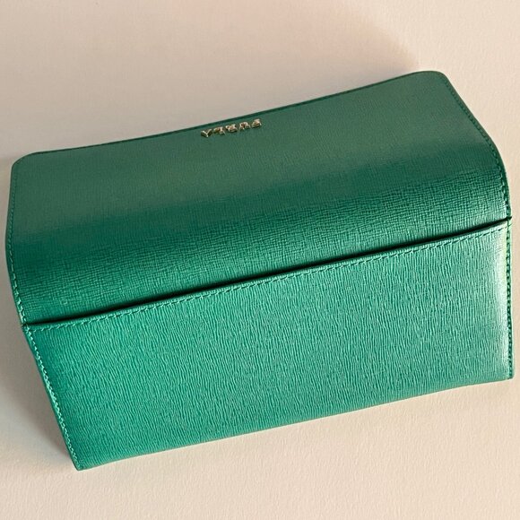 Brand new with tags Furla extra large bifold wallet in emerald green leather - Picture 4 of 5